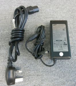 Samsung SAD04214A-UV LCD AC Switching Power Adapter 42 Watt 14 Volts 3 Amp